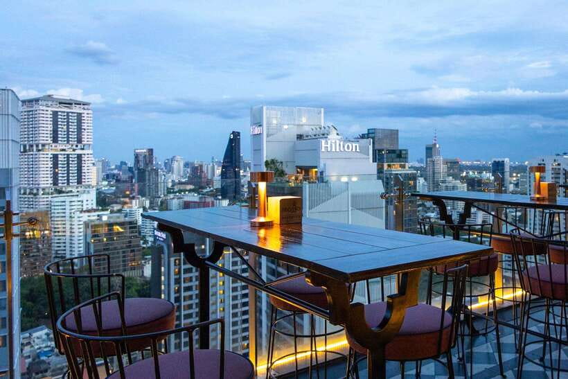 Bangkok: Mojjo Rooftop Lounge & Bar Food & Beverage Package - Who should book Mojjo?