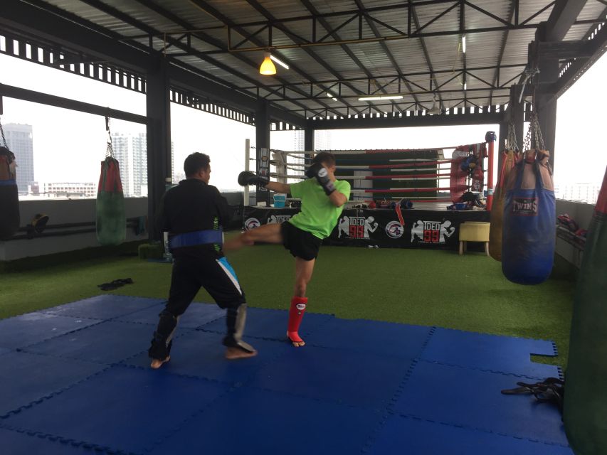 Bangkok: Muay Thai Boxing Class for Beginners - Pad work is where the workout becomes real