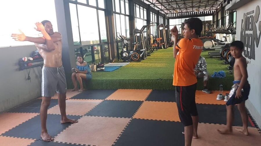 Bangkok: Muay Thai Boxing Class for Beginners - What the $48 price gets you