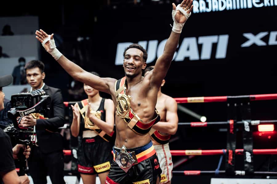 Bangkok: Muay Thai Boxing Tickets at Rajadamnern Stadium - What the fights are like for a first-time viewer