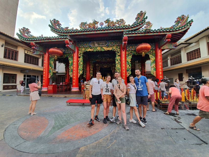 Bangkok: Must things to see in China town, Small group - Into the Lanes: Art, Homes, and Local Stories
