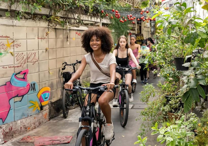 Bangkok: Must-Try Hidden Bike & Food Experience - Why this bike tour shows you a different Bangkok