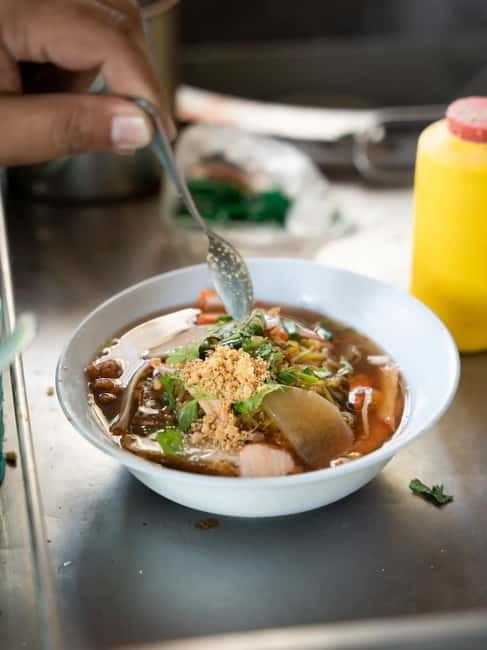 Bangkok: Must-Try Hidden Bike & Food Experience - Street food first, then a local bakery
