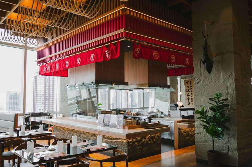 Bangkok: NAMA Japanese and Seafood Buffet Dinner - Who will enjoy NAMA most?