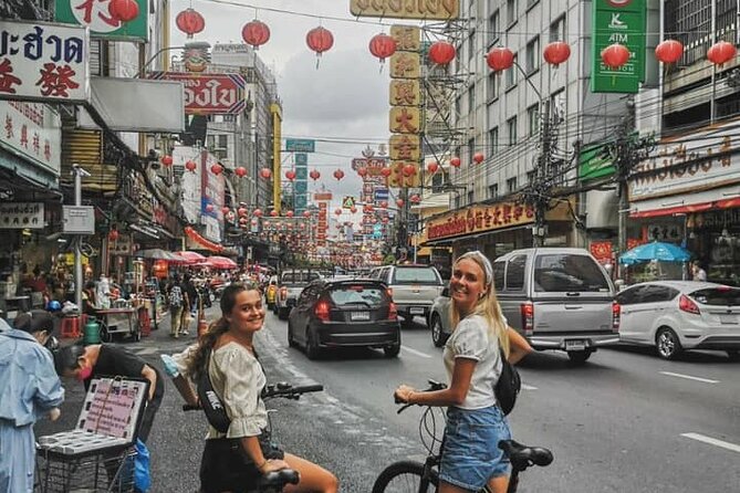 Bangkok Night Bike Tour -Hotel-pickup & Dinner - Starting in Thonburi at 4:30 p.m.