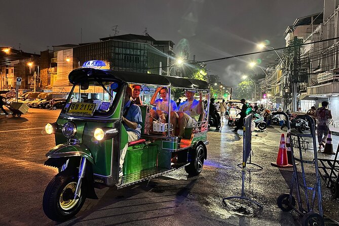 Bangkok Night Tour: Food, Temple & Tuk Tuk - Bangkok after dark, at a glance