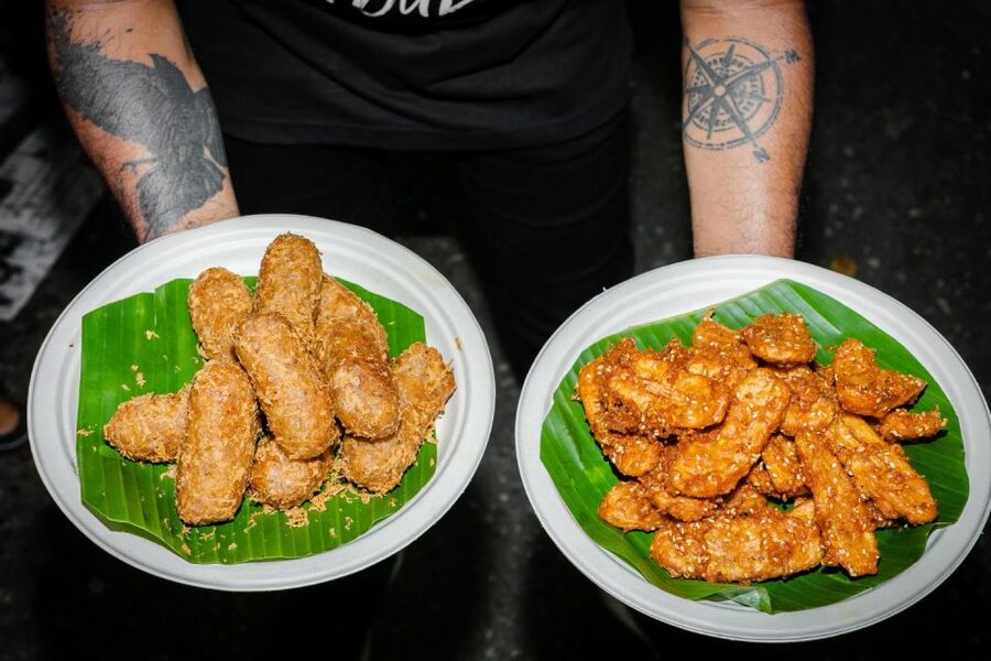 Bangkok: Old Siam Food Tour with 15+ Tastings - Nang Loeng Market is the food center