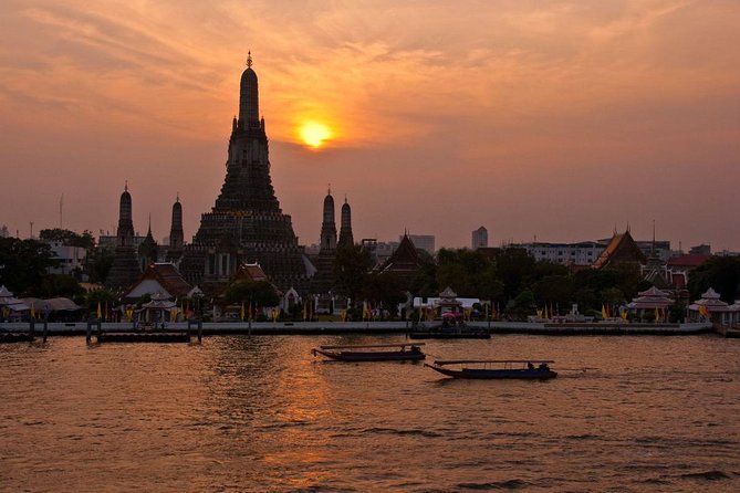 Bangkok Old Town: Day and Night Tour - Wat Pho offers a change of pace