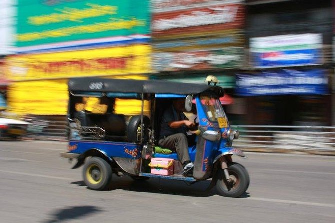 Bangkok Old Town: Day and Night Tour - Private guiding is the biggest advantage
