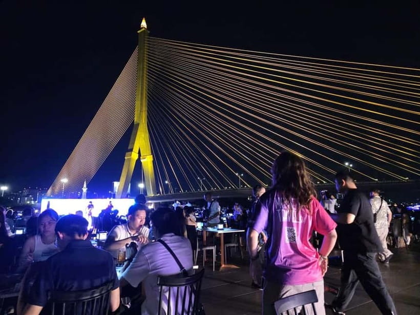 Bangkok: Opulence Luxury River Dinner Cruise - A Thai and international buffet with a few limits