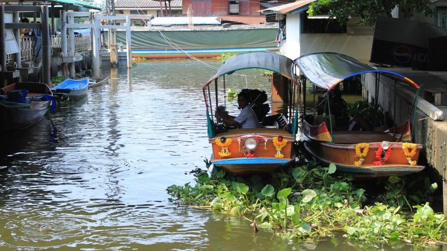 Bangkok: Private Thonburi Longtail Boat Tour & Wat Pho Visit - The one-hour longtail boat route