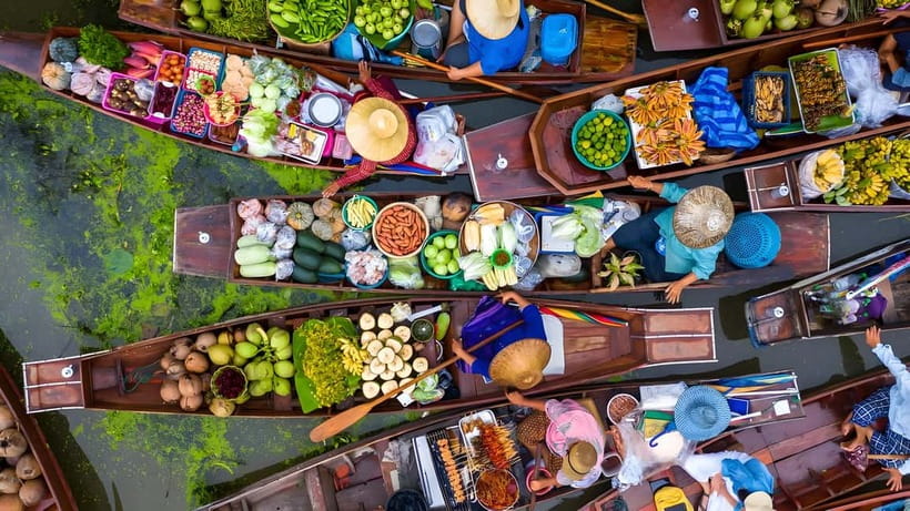 Bangkok: Railway, Floating Market & Chao Phraya Cruise Tour - Why the Maeklong train market is worth the early start