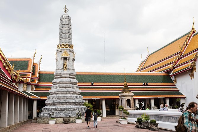 Bangkok Reclining Buddha (Wat Pho) Entrance Ticket - A self-guided visit, not a guided temple tour