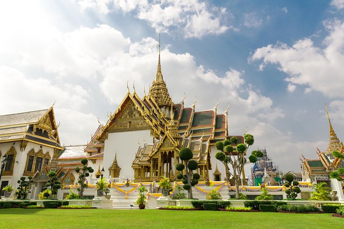 Bangkok Reclining Buddha (Wat Pho) Entrance Ticket - Who will enjoy this experience most