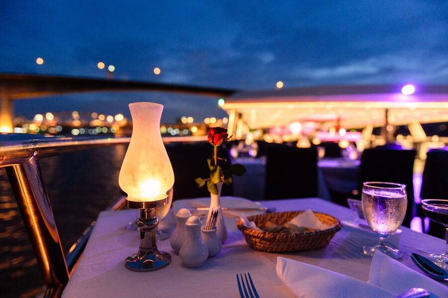 Bangkok: River Dinner Cruise on the Chao Phraya Princess - Should you book the Chao Phraya Princess?