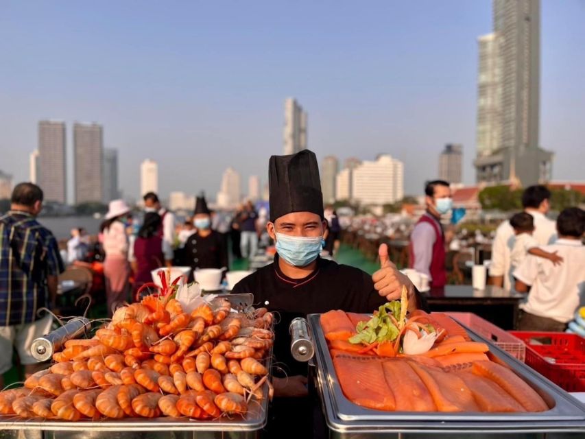 Bangkok: Royal Princess Chao Phraya Dinner Cruise - A Bangkok evening that begins at Asiatique
