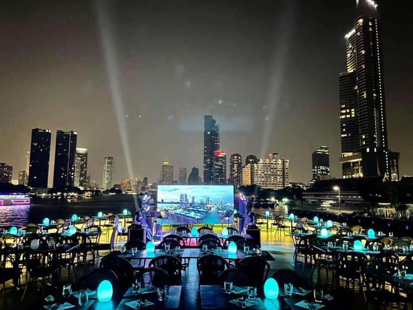 Bangkok: Royal Princess River Dinner Cruise with Live Music - Is the Royal Princess cruise worth booking?