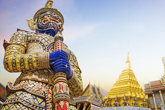 Bangkok's Landmarks Tour : GrandPalace WatTraimit WatPho WatArun - Wat Benchamabophit, the Marble Temple