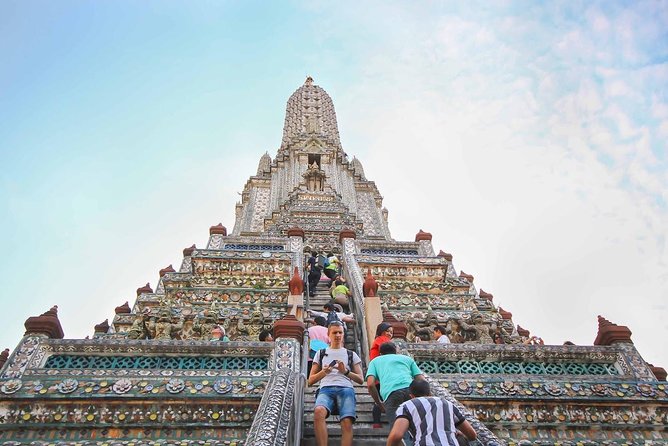 Bangkok’s Three Iconic Temples: Wat Traimit, Wat Pho & Wat Arun - Is the $132.94 price good value?