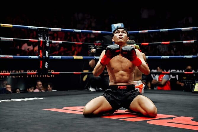 Bangkok's Top Muay Thai Ticket at Rajadamnern Stadium - Why Rajadamnern Stadium is worth your evening