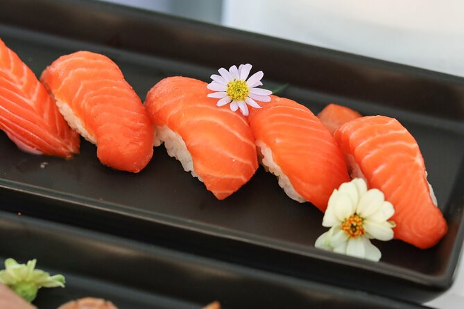 Bangkok Sawasdee Chaophraya Dinner Cruise from ICONSIAM - What you actually eat at the buffet
