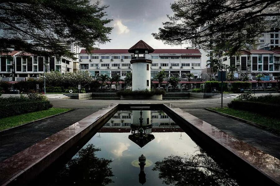Bangkok Shadows: Ghosts, Haunted Temples & Dark Secrets - Starting at Romsai Coffee near Golden Mount