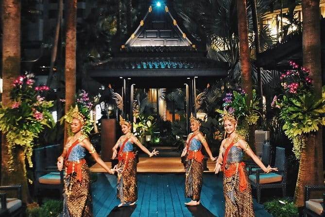 Bangkok Sky Buffet at Baiyoke Sky Admission Ticket - Booking precautions worth taking