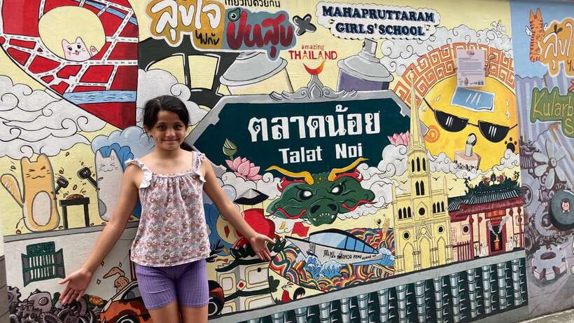 Bangkok: Street Art e-Scooter Tour of Chinatown - Who should book this scooter tour