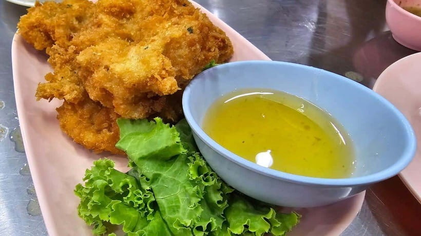 Bangkok: Street Food Tasting Tour at Night - Six stops through Thai-Chinese Chinatown