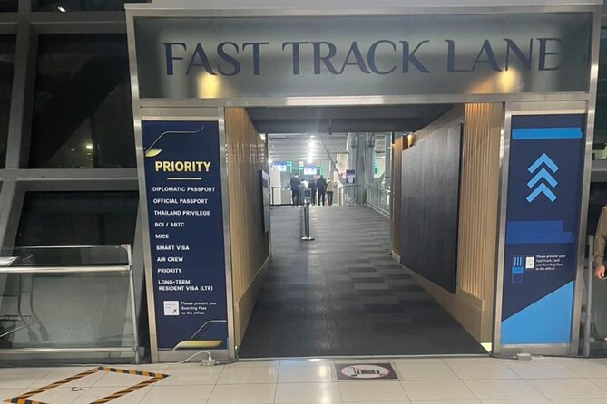 Bangkok Suvarnabhumi Airport VIP Fast-Track Lane Service - Why families, tired passengers, and first-time arrivals may value it