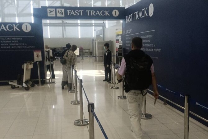 Bangkok Suvarnabhumi Airport VIP Fast-Track Lane Service - Flight delays, flight changes, and cancellation rules