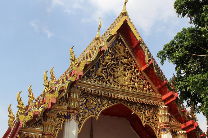 Bangkok Temples and City Highlights Tour - Guides who add value to a short tour