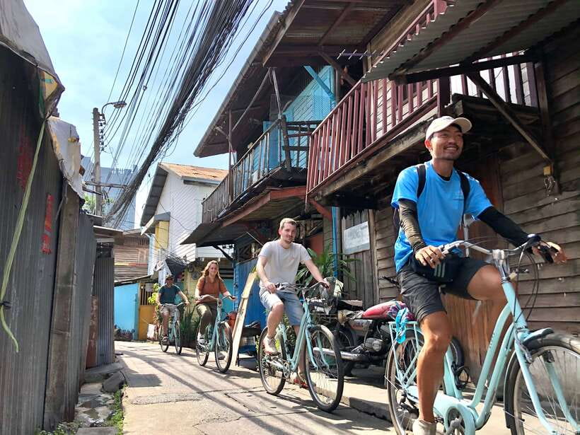 Bangkok: Temples, Canals & Local Life Bike Tour - Key points to know before you ride