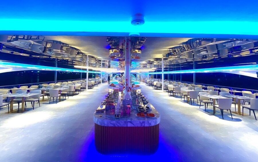 Bangkok:The Planet Sunset&Dinner Cruise on Chao Phraya River - Who will enjoy The Planet most
