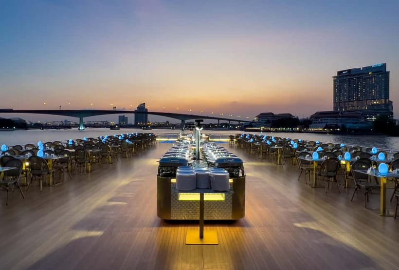 Bangkok:The Planet Sunset&Dinner Cruise on Chao Phraya River - Music, dancing, and the mood onboard