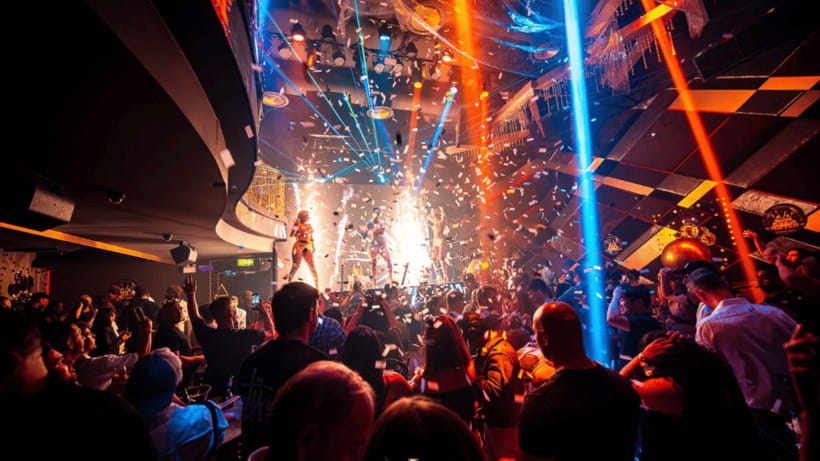 Bangkok: The Speakeasy, Rooftop & Iconic Venues Pub Crawl - Why this Bangkok pub crawl feels different