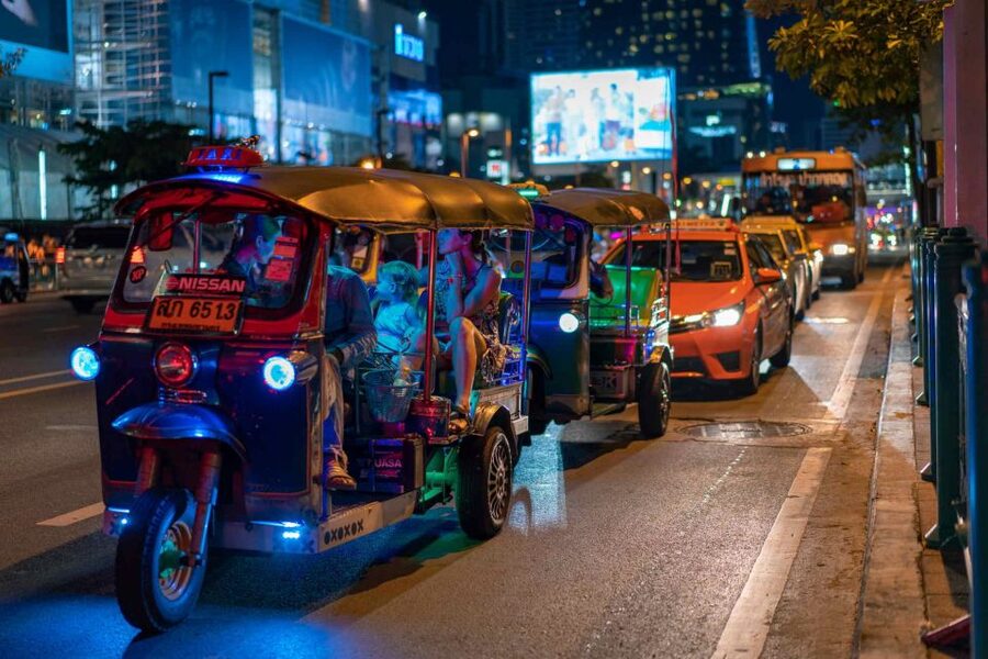 Bangkok: Travstore Original Bangkok Discovery Tour - Wat Arun and the early capital across the river