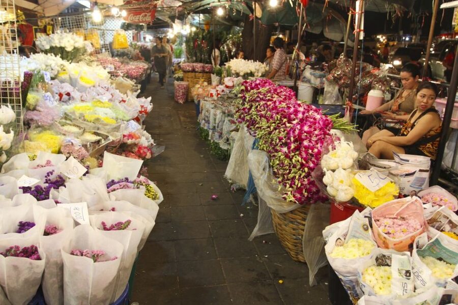Bangkok: Travstore Original Bangkok Discovery Tour - Chinatown after dark, with two dishes included