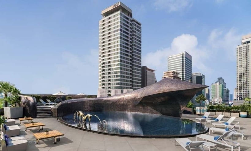 Bangkok: W Hotel Pool & Gym Experience - WET pool access in the middle of Bangkok