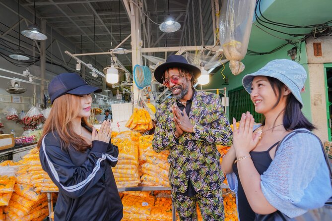 Bangkok Wat Pho and Flower Market Historical Walking Tour - Why this half-day route works so well