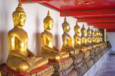 Bangkok Wat Pho and Flower Market Historical Walking Tour
