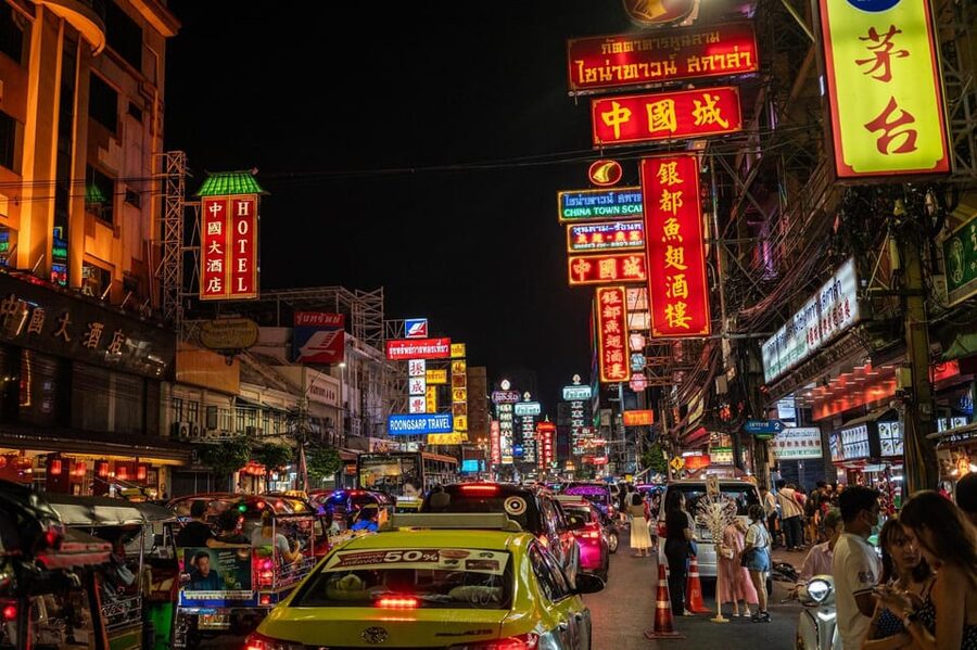Bangkok with a Private Car and Driver Customizable Tours - Why the private car can be worth $45