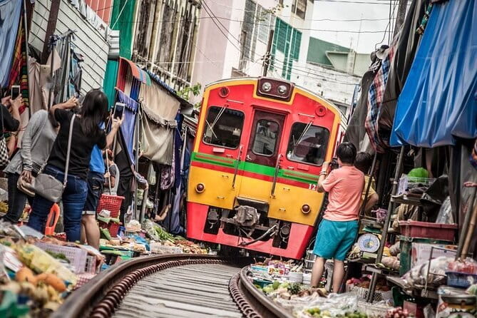 Bangkok Yai Local Canal Tour with Longtail Boat - Khlong Bang Luang and Khlong Mon