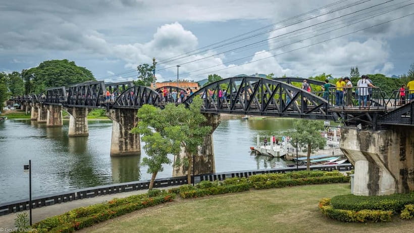 BKK: Damnoen Floating Market, Maeklong Rail & River Bridge - What the $77 price really covers