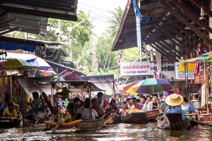 Boat Tour of Damnoen Saduak Floating Market - Small tips for a smoother ride