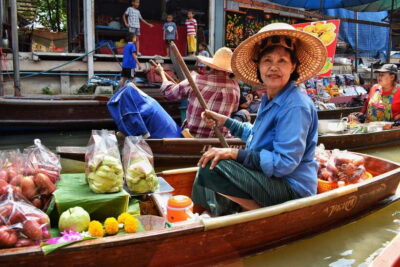 Boat Tour of Damnoen Saduak Floating Market