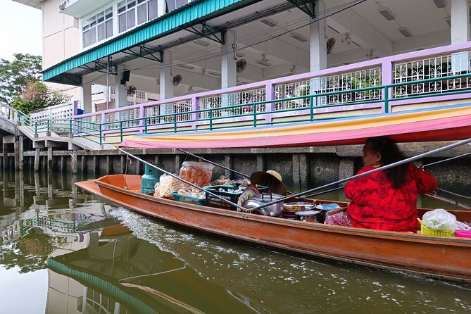 Canals of Bangkok private tour - Lunch at a local restaurant