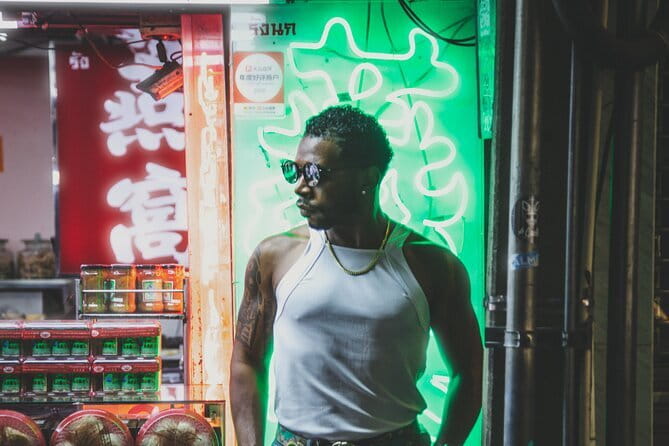 Chinatown (Yaowarat Road) Neon Photoshoot - Key points to know before booking