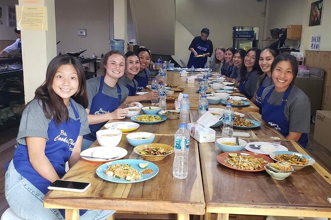 Choose 5 Dishes: Half-Day Cooking Class in Sukhumvit with Market Tour - What your 3.5 hours in Sukhumvit look like