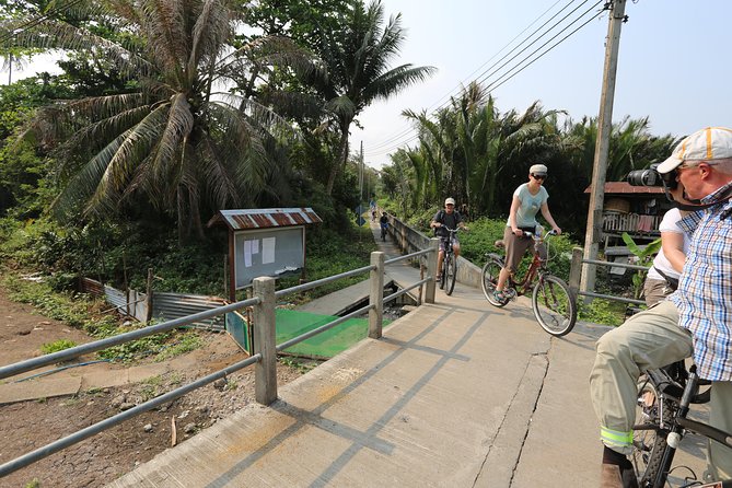 Colors of Bangkok - What the guides add to the ride